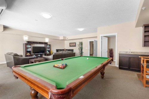 319-4102 69, Lloydminster, AB - Indoor Photo Showing Other Room