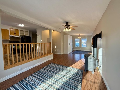 713 6 Avenue, Wainwright, AB - Indoor Photo Showing Other Room