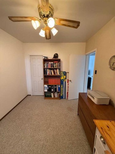 4606 50 Avenue, Vermilion, AB - Indoor Photo Showing Other Room
