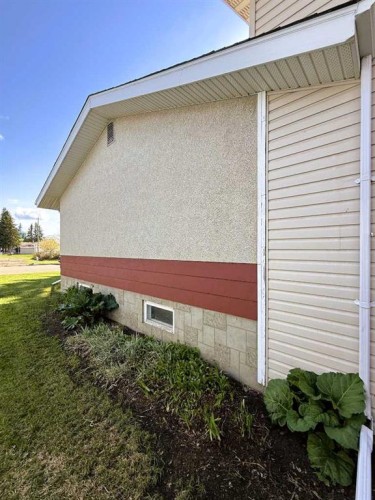 4606 50 Avenue, Vermilion, AB - Outdoor With Exterior