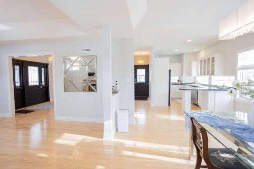 737 8 Avenue, Wainwright, AB - Indoor