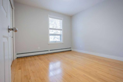 737 8 Avenue, Wainwright, AB - Indoor Photo Showing Other Room