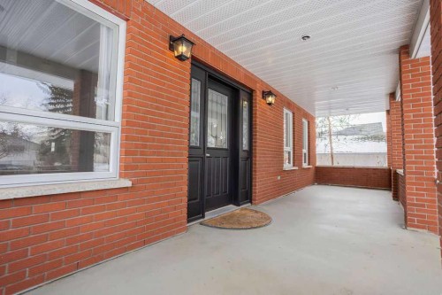 737 8 Avenue, Wainwright, AB - Outdoor With Exterior