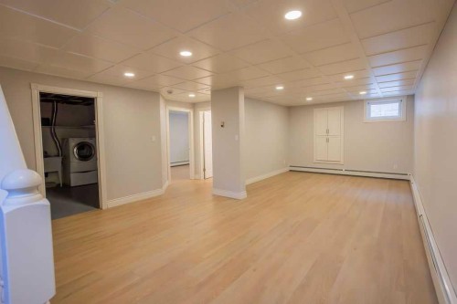 737 8 Avenue, Wainwright, AB - Indoor Photo Showing Other Room