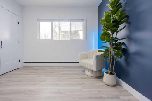 638 9 Avenue, Wainwright, AB - Indoor Photo Showing Other Room