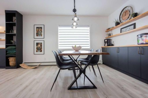 638 9 Avenue, Wainwright, AB - Indoor Photo Showing Dining Room