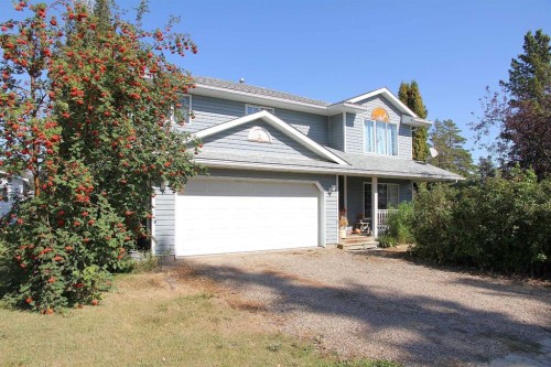 220 1 Avenue East, Maidstone, SK - Outdoor