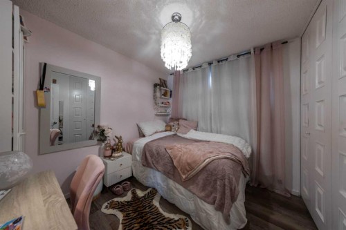 3004 48 Avenue, Lloydminster, SK - Indoor Photo Showing Bedroom