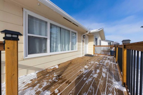 3004 48 Avenue, Lloydminster, SK - Outdoor With Exterior