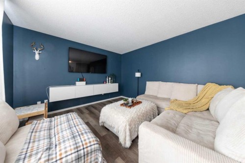 3004 48 Avenue, Lloydminster, SK - Indoor Photo Showing Bedroom