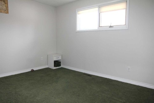 13 Railway Avenue, Marsden, SK - Indoor Photo Showing Other Room