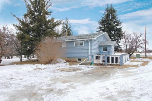 13 Railway Avenue, Marsden, SK - Outdoor