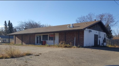 5502 50 Street, Lloydminster, AB 