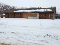 5502 50 Street  Lloydminster, AB T9V 0N2