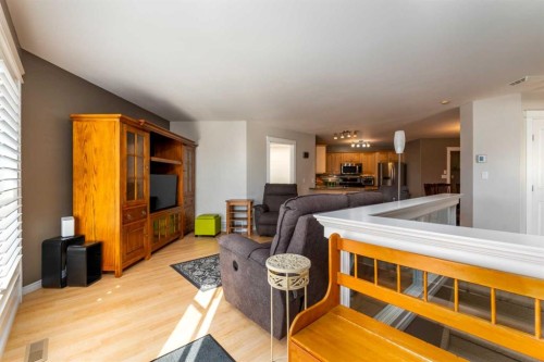 2404B 57A Avenue, Lloydminster, AB - Indoor