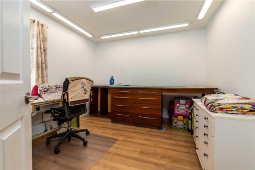 2404B 57A Avenue, Lloydminster, AB - Indoor