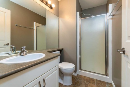 2404B 57A Avenue, Lloydminster, AB - Indoor Photo Showing Bathroom