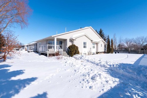 2404B 57A Avenue, Lloydminster, AB - Outdoor