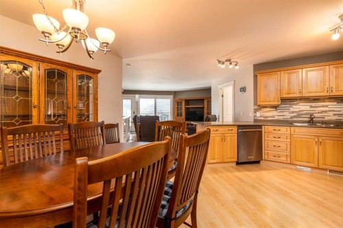 2404B 57A Avenue, Lloydminster, AB - Indoor Photo Showing Dining Room