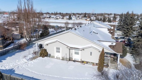 2404B 57A Avenue, Lloydminster, AB - Outdoor