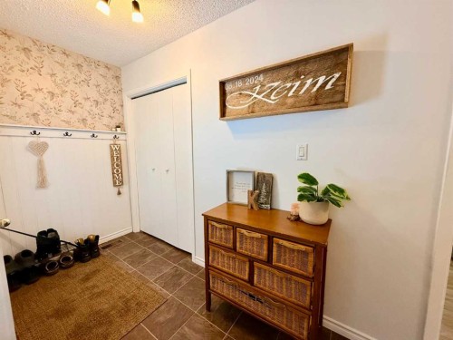 1621 4 Avenue, Wainwright, AB - Indoor Photo Showing Other Room