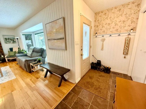 1621 4 Avenue, Wainwright, AB - Indoor