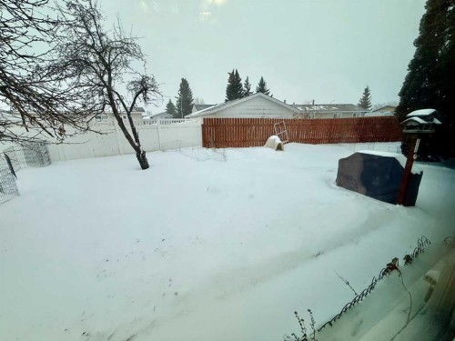 1621 4 Avenue, Wainwright, AB - Outdoor