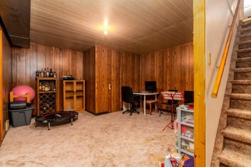 4813 46 Street, Lloydminster, SK - Indoor