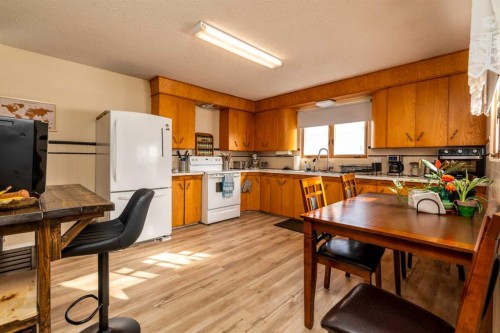 4813 46 Street, Lloydminster, SK - Indoor