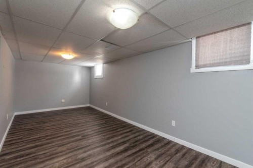 4535 47 Street, Lloydminster, SK - Indoor