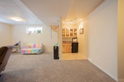 2413 7 Avenue, Wainwright, AB - Indoor