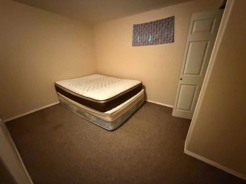 1126 6 Avenue, Wainwright, AB - Indoor