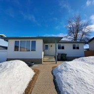 3117 51st Avenue  Lloydminster, AB T9V 1H9