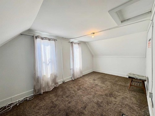 5310 46 Avenue, Vermilion, AB - Indoor Photo Showing Other Room