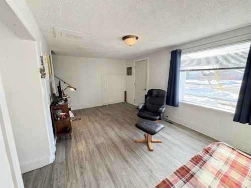 5310 46 Avenue, Vermilion, AB - Indoor