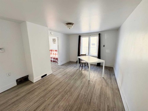 5310 46 Avenue, Vermilion, AB - Indoor Photo Showing Other Room