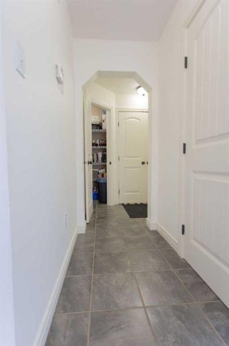 822 28 Street, Wainwright, AB - Indoor Photo Showing Other Room
