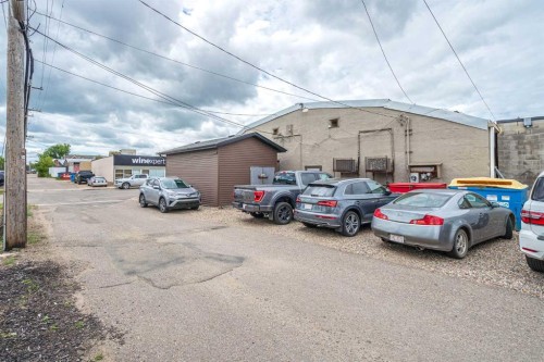 4901 49 Avenue, Lloydminster, SK 