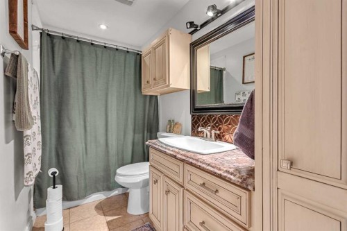 4812 53 Avenue, Kitscoty, AB - Indoor Photo Showing Bathroom