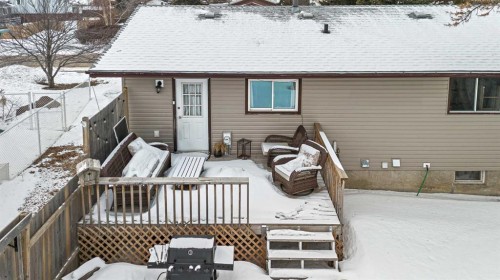 4812 53 Avenue, Kitscoty, AB - Outdoor With Exterior