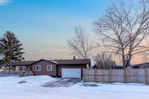 3410 54 Avenue, Lloydminster, AB - Outdoor