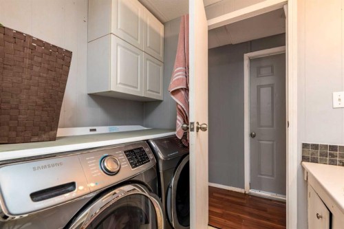2-31222 Grid Rd 774, Rural, SK - Indoor Photo Showing Laundry Room