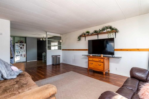 2-31222 Grid Rd 774, Rural, SK - Indoor Photo Showing Living Room