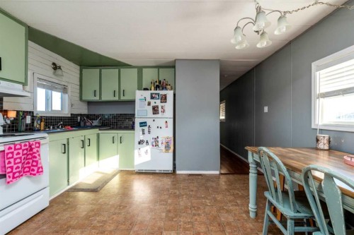 2-31222 Grid Rd 774, Rural, SK - Indoor