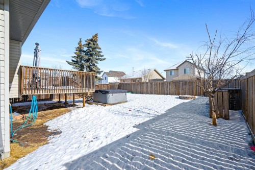 2305 61 A Avenue, Lloydminster, AB - Outdoor