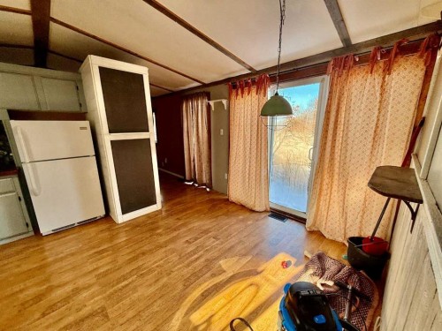 5019 49 Street, Amisk, AB - Indoor Photo Showing Other Room