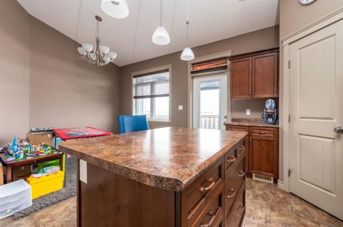 1902 56 Avenue, Lloydminster, AB - Indoor Photo Showing Kitchen