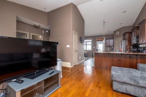 1902 56 Avenue, Lloydminster, AB - Indoor Photo Showing Living Room