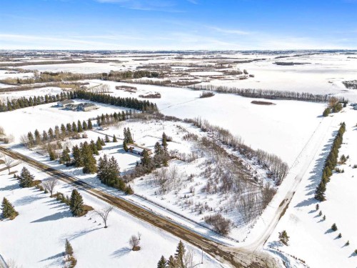 17 White Fence Road, Rural Vermilion River, County Of, AB 