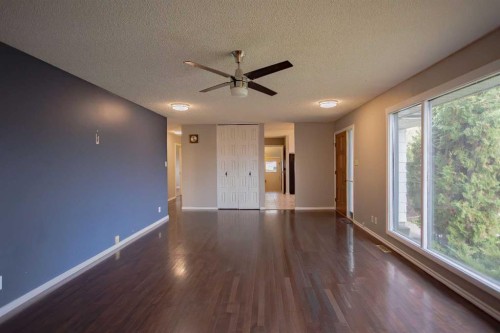 518 3 Street, Wainwright, AB - Indoor Photo Showing Other Room
